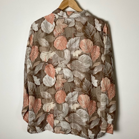 Vintage 1990s Tan Silk Leaf Print Blouse Size Medium - Picture 6 of 11
